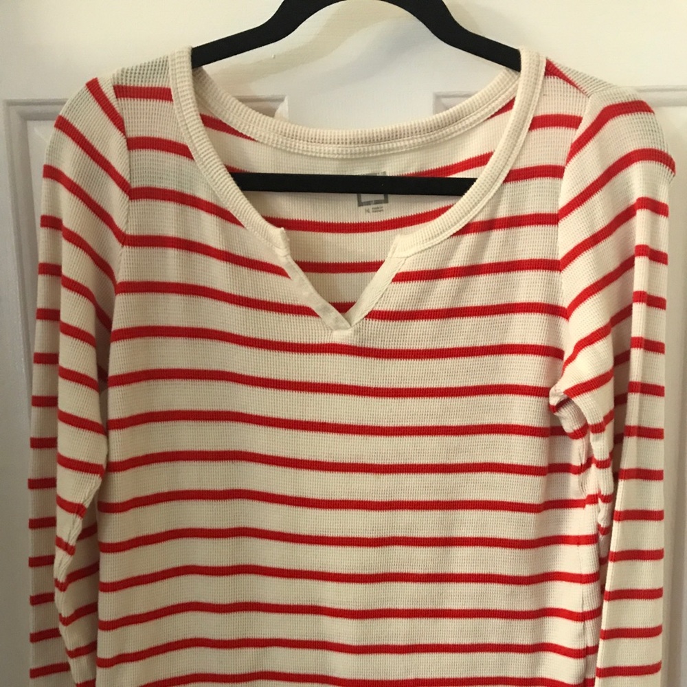 Stripped long sleeved ribbed top